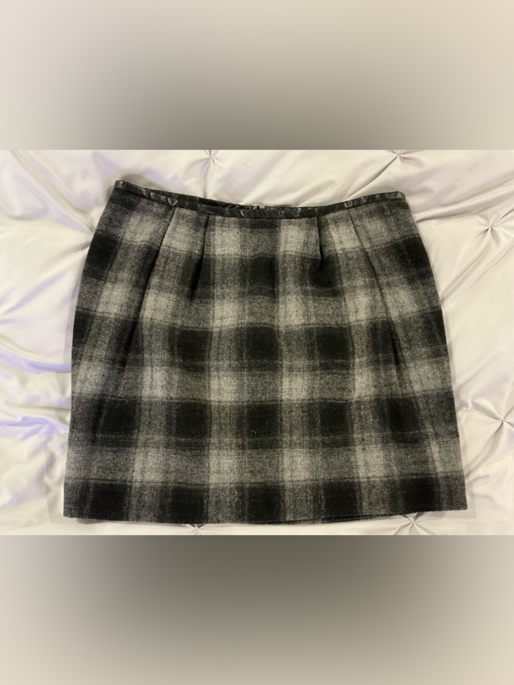 EUC - Women’s Classic Black & Gray Plaid Wool Blend Skirt - Size 14